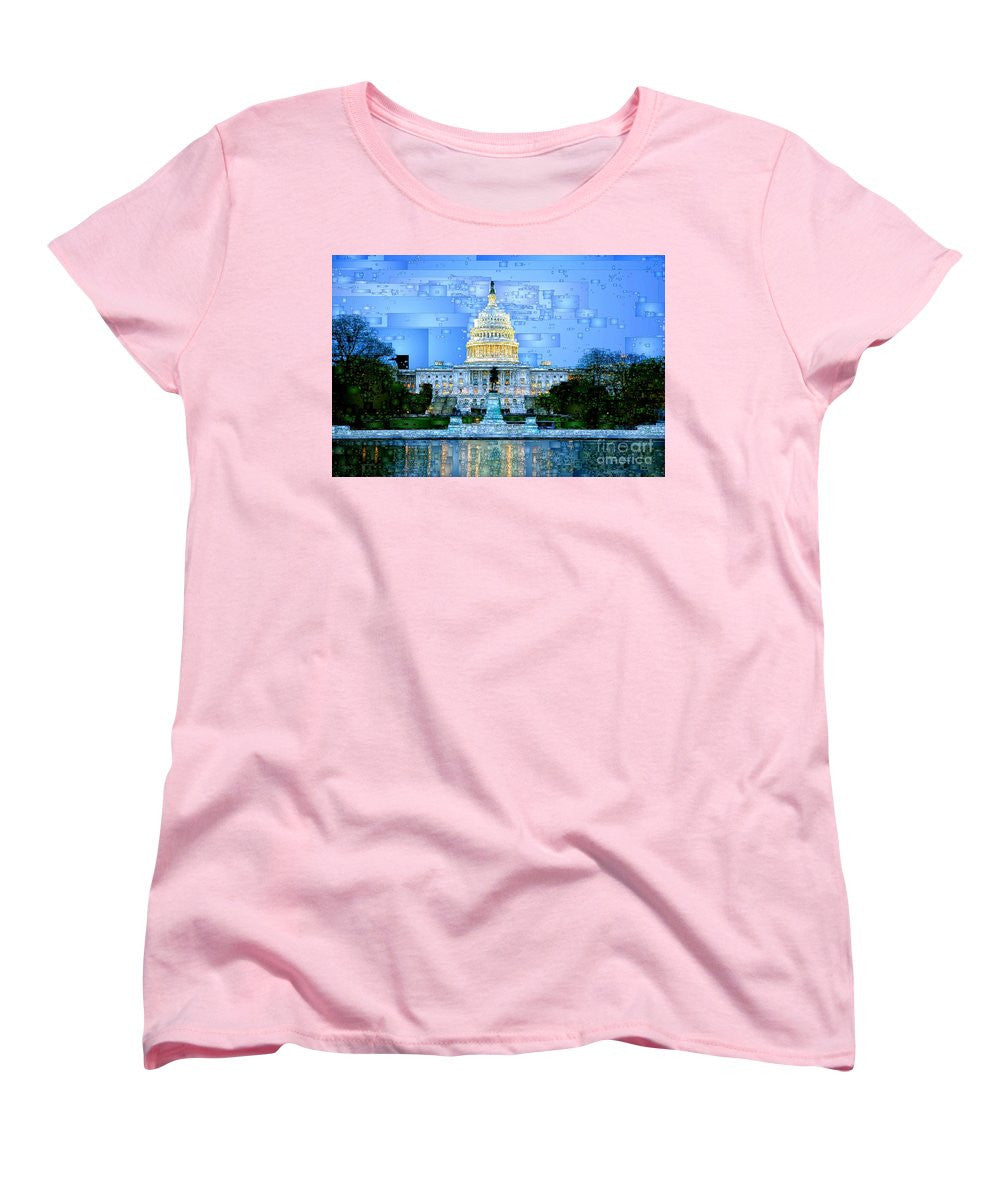 T-shirt pour femme (coupe standard) - Capitole à Washington DC