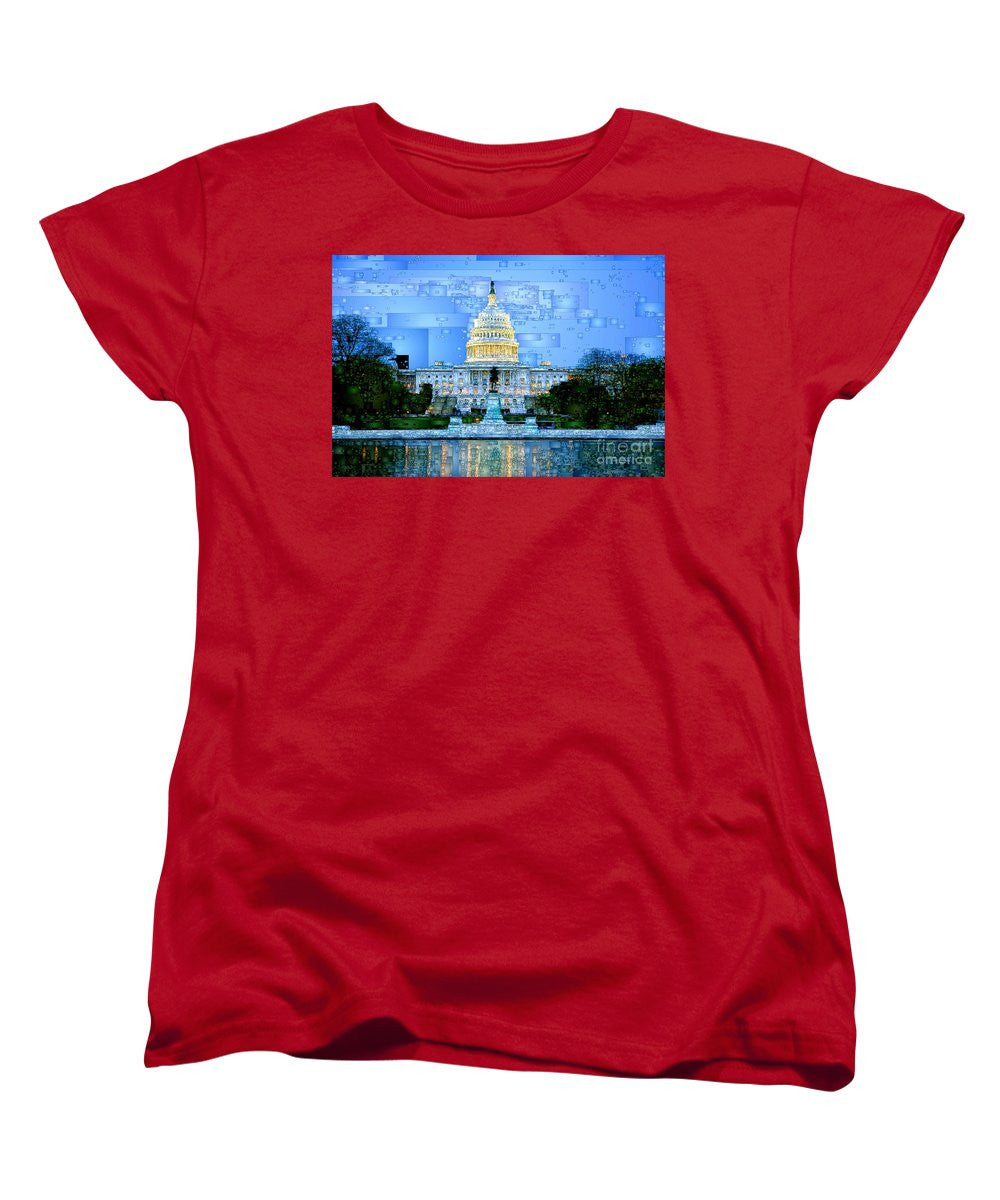 T-shirt pour femme (coupe standard) - Capitole à Washington DC