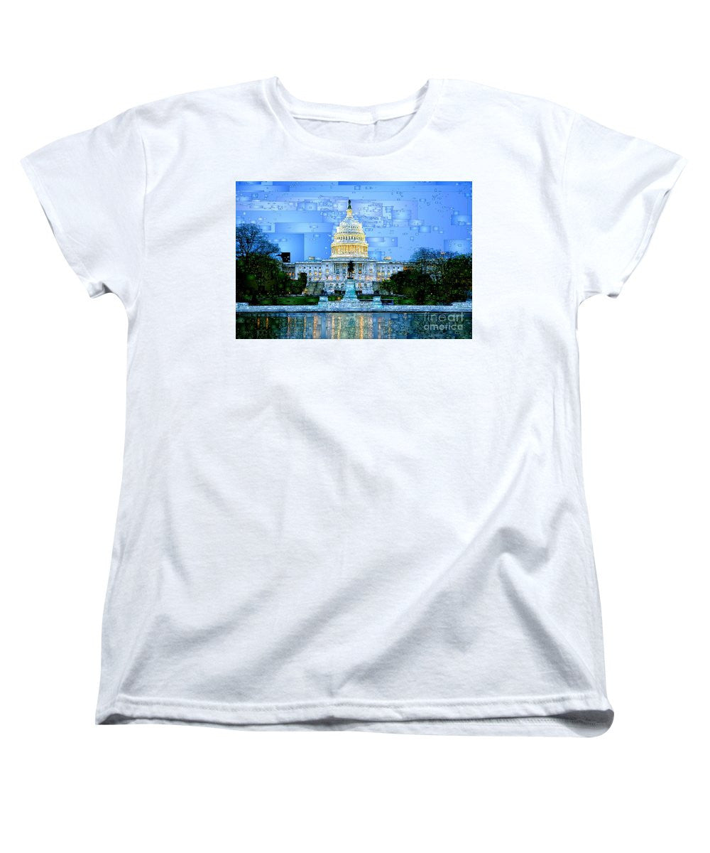 T-shirt pour femme (coupe standard) - Capitole à Washington DC