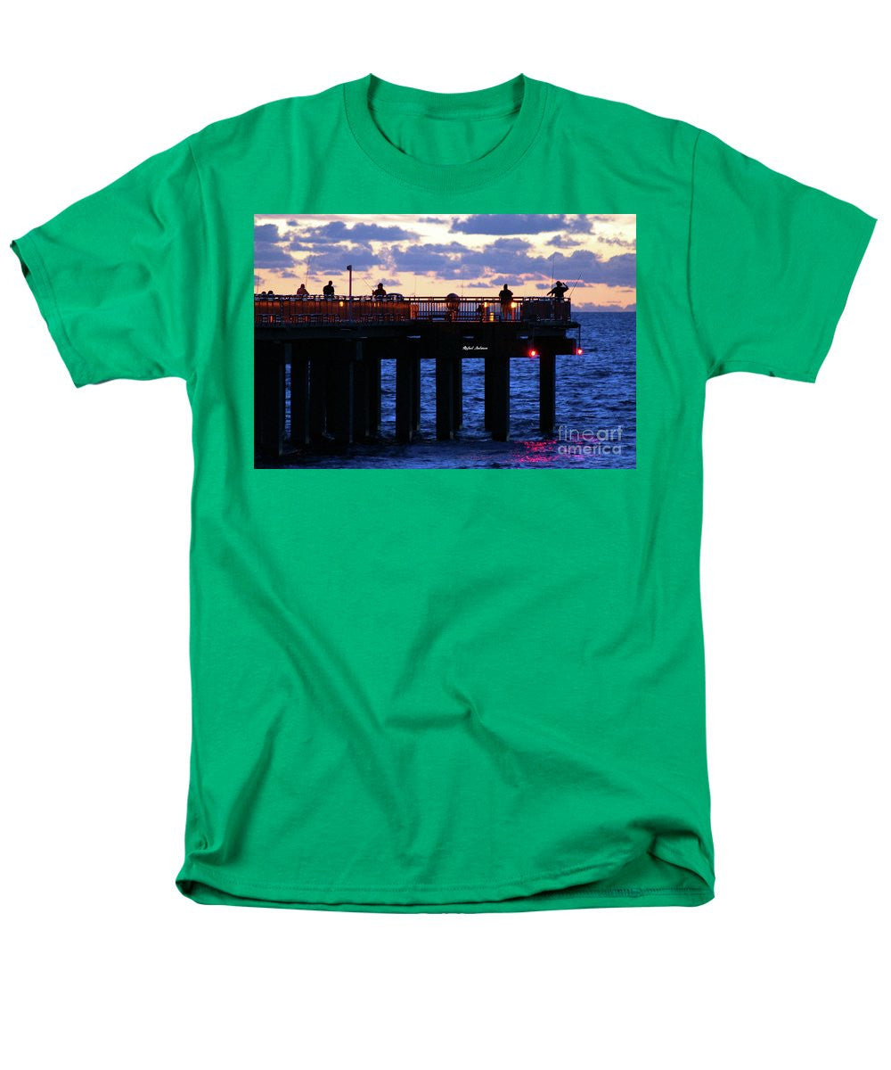 Men's T-Shirt  (Regular Fit) - Early Fishing