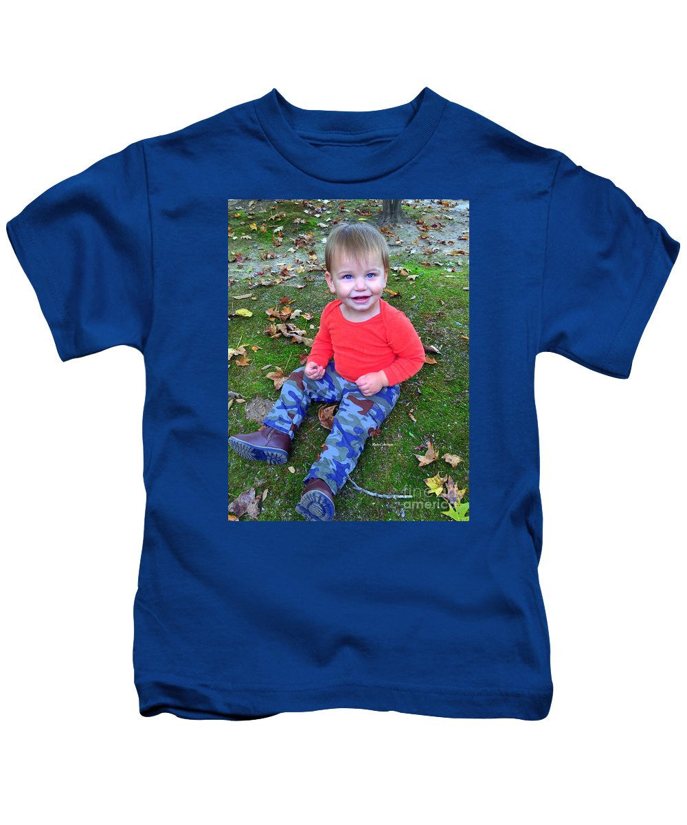 Kids T-Shirt - Enjoying The Fall