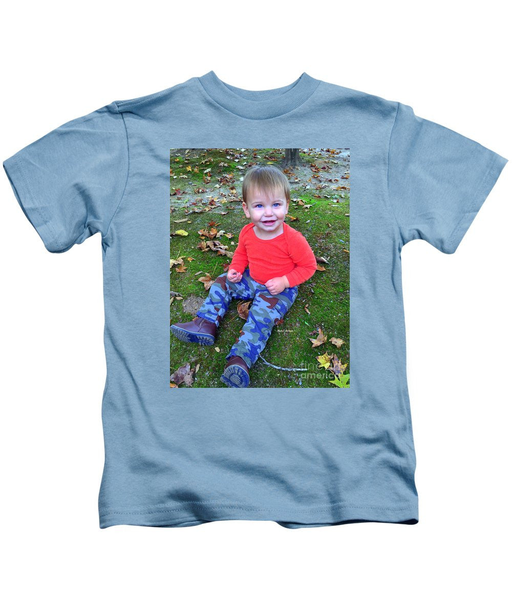 Kids T-Shirt - Enjoying The Fall