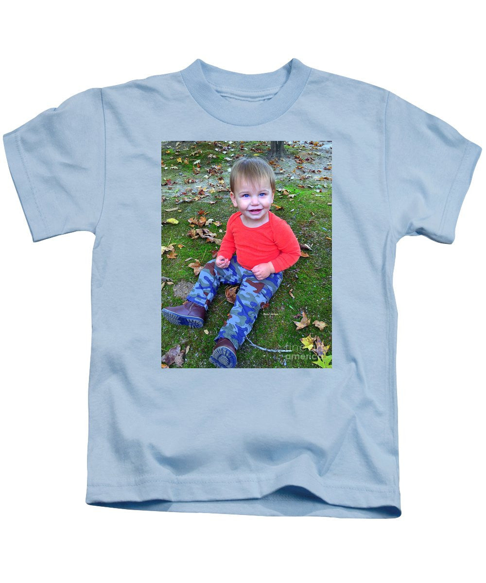 Kids T-Shirt - Enjoying The Fall