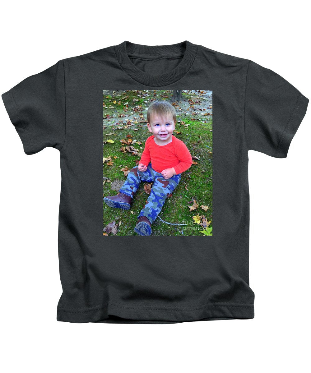 Kids T-Shirt - Enjoying The Fall