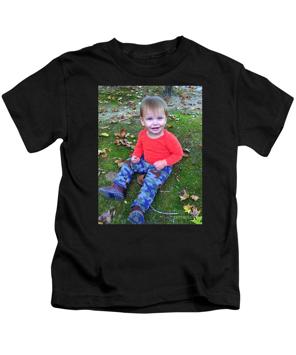 Kids T-Shirt - Enjoying The Fall