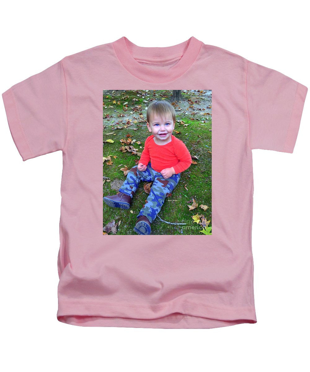 Kids T-Shirt - Enjoying The Fall