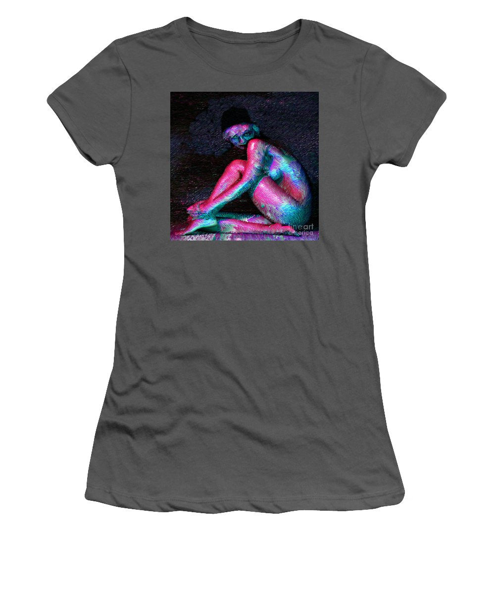 T-shirt pour femme (coupe junior) - Femme posant