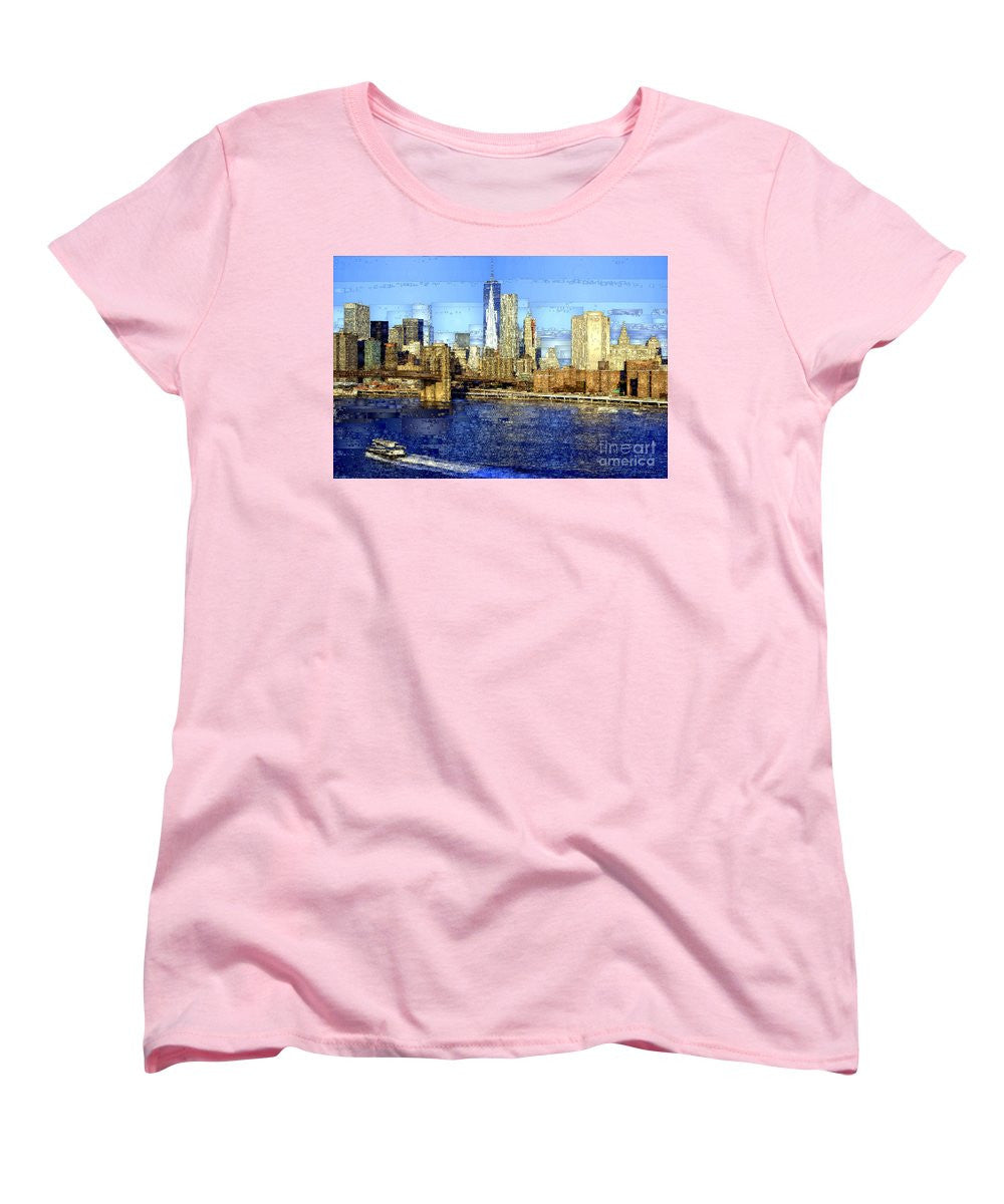 Women's T-Shirt (Standard Cut) - Freedom Tower In New York City