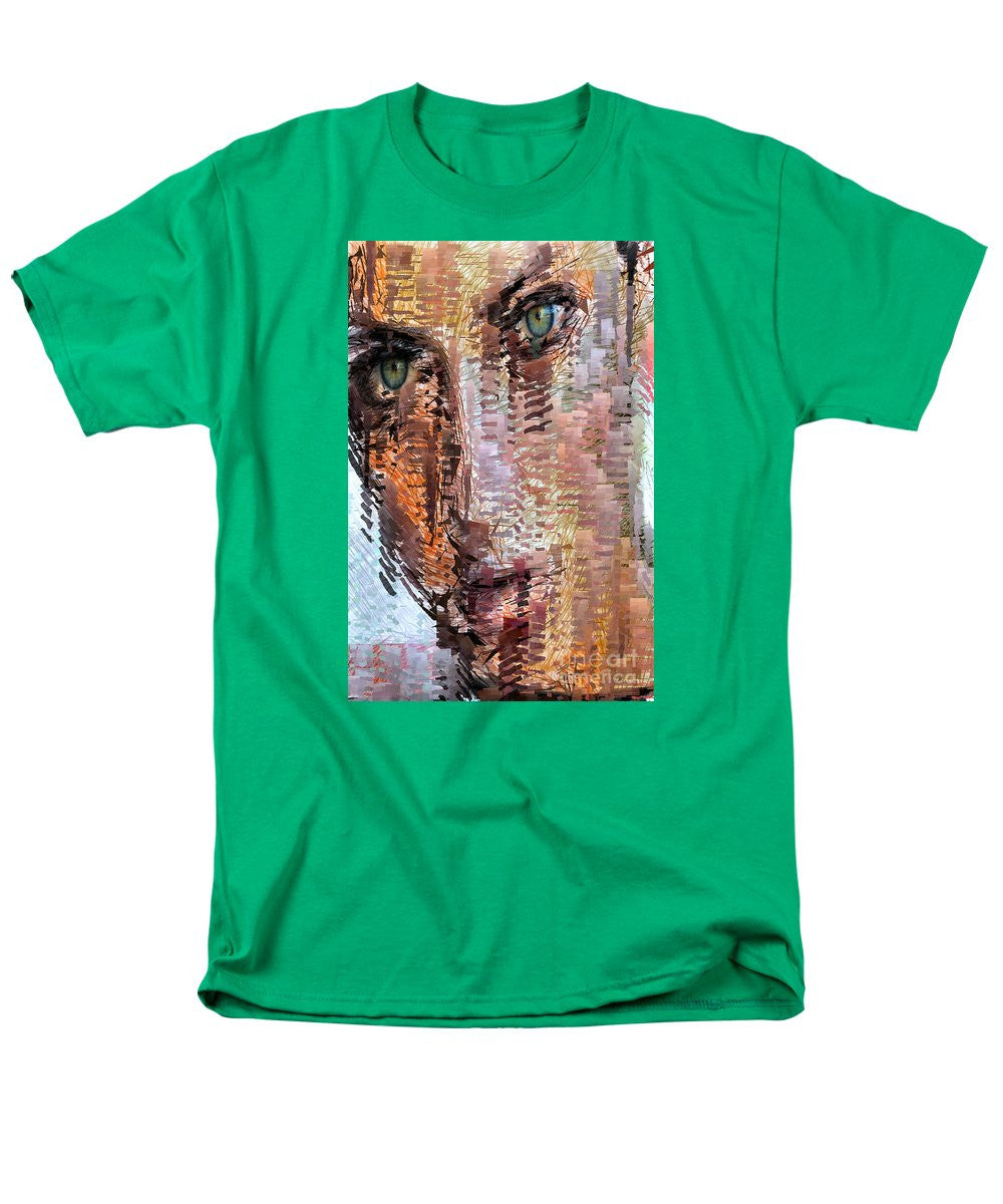 Men's T-Shirt  (Regular Fit) - Green Eyes Girl