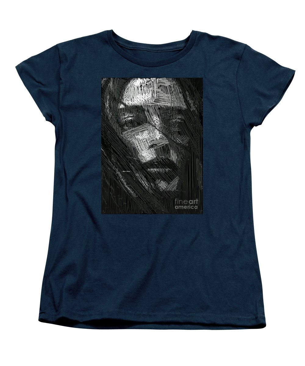 T-shirt femme (coupe standard) - Portrait en studio au crayon 38