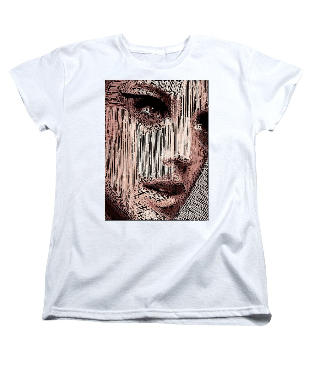 T-shirt femme (coupe standard) - Portrait en studio au crayon 57