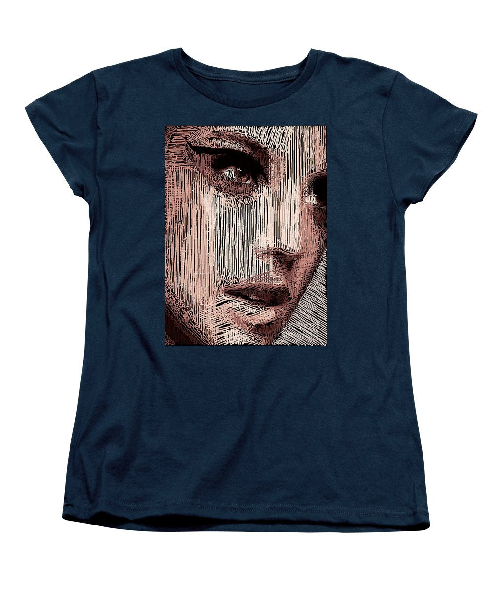 T-shirt femme (coupe standard) - Portrait en studio au crayon 57