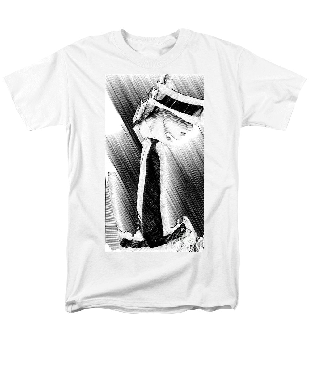 Style In Black And White 2018 - Men's T-Shirt  (Regular Fit)